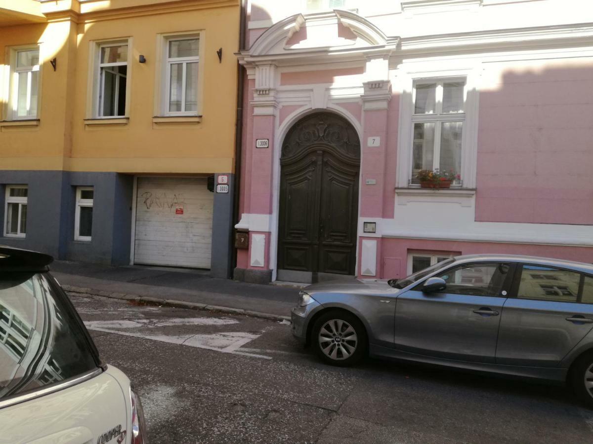 Studio12 Bratislava Exterior foto